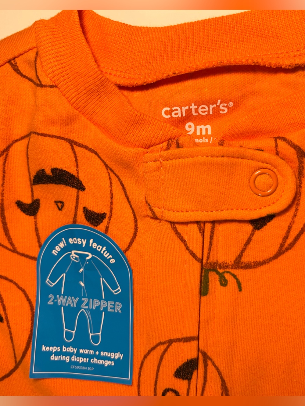 Carter’s Jack-o’Lantern Footed Sleeper 9 months nwt